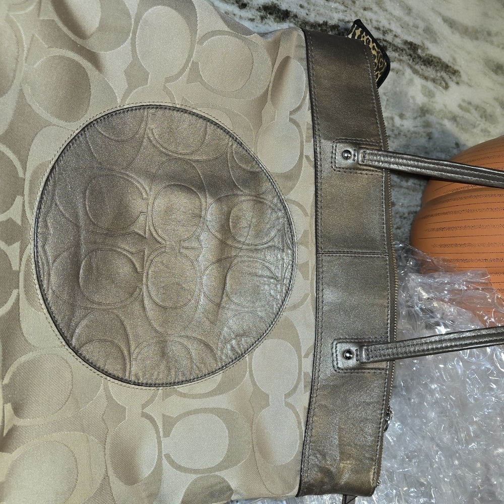 Coach Brown Designer Tote Bag - Picture 4 of 7